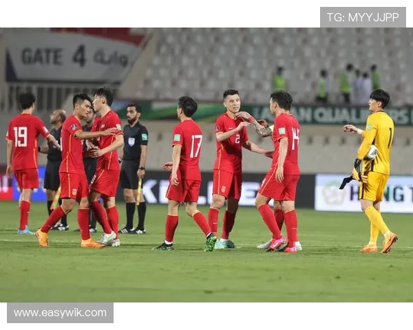 中国男足迎战亚洲劲旅全力冲击世界杯预选赛关键一役 中国男足迎战亚洲劲旅全力冲击世界杯预选赛关键一役